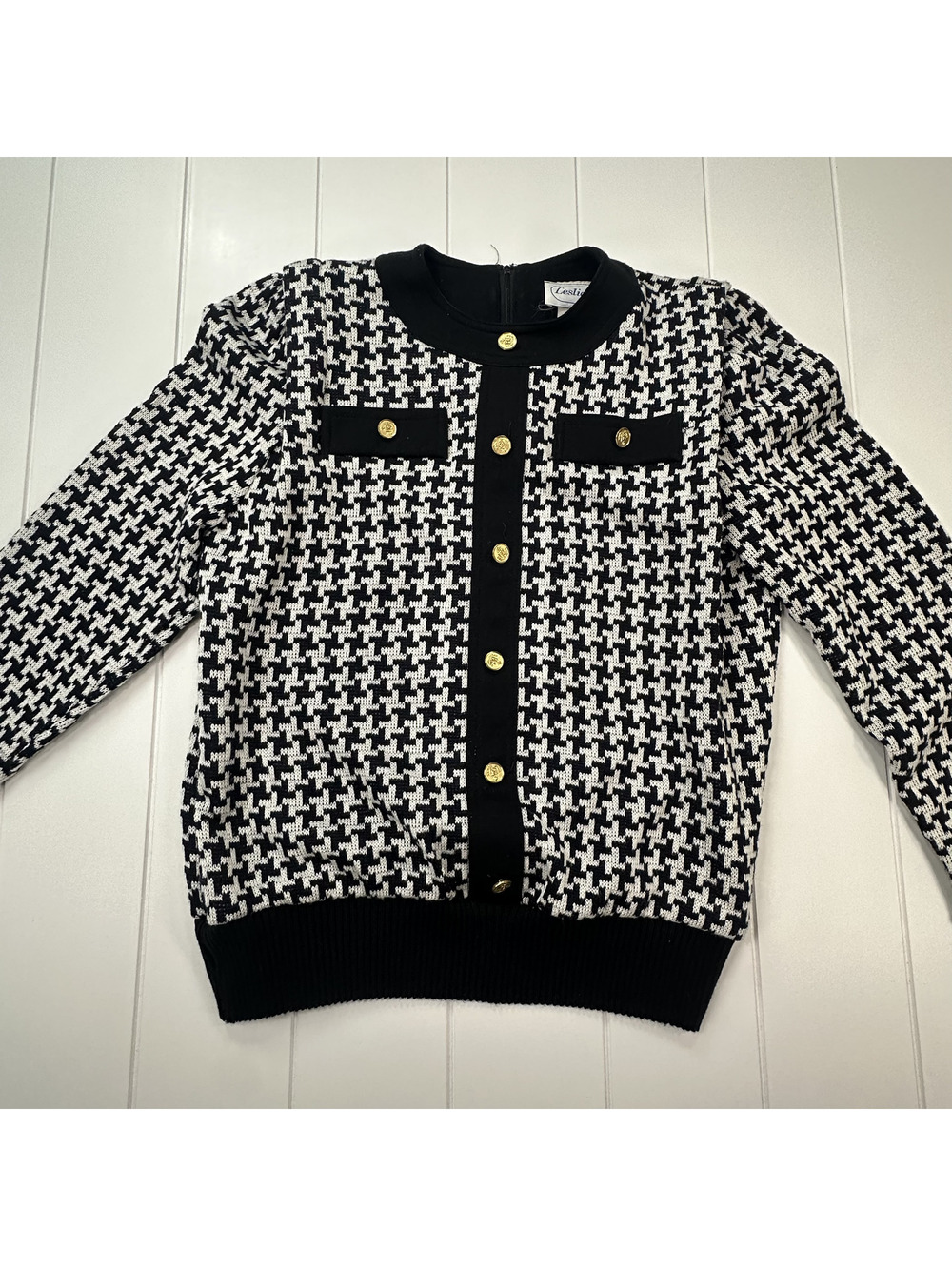 Leslie Fay Vintage Black & White Houndstooth Sweater with Gold Buttons Size 8